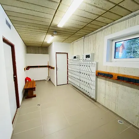 Poludnica Chopok Juh * Tale